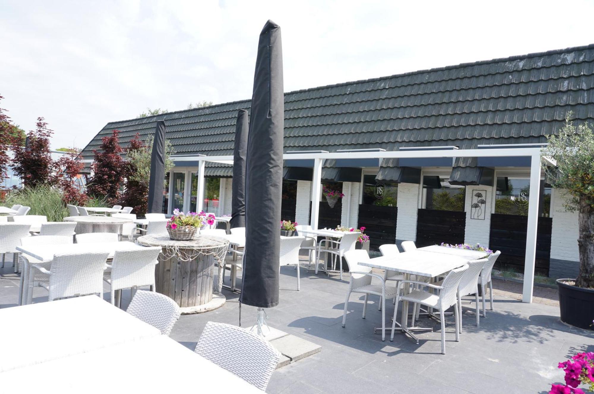 Park Schoneveld, Zeester 38 *